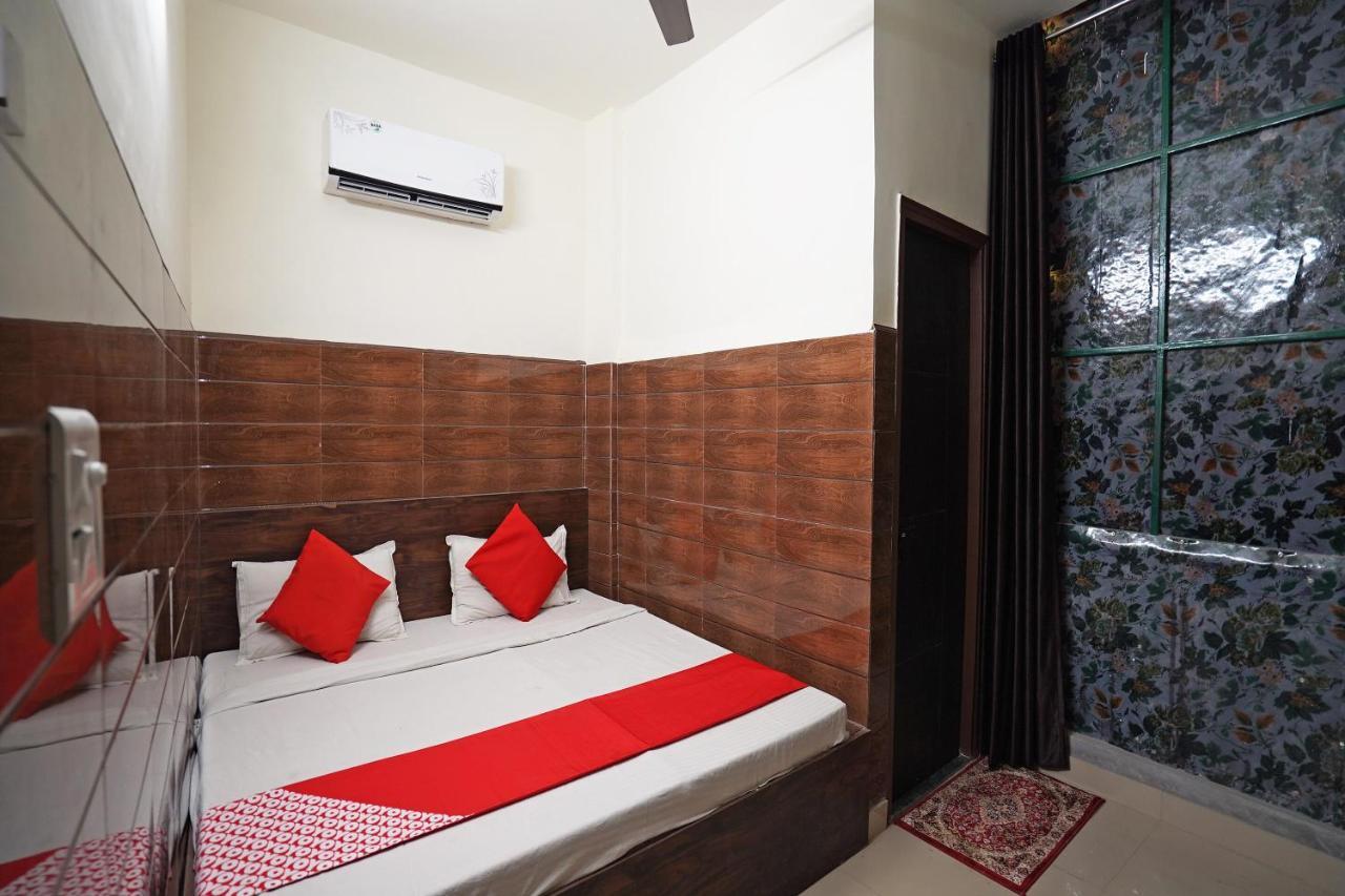 Hotel O Shri Sai Guest House Delhi  Bagian luar foto