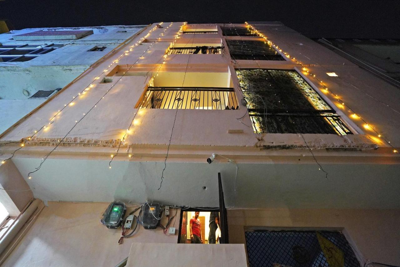 Hotel O Shri Sai Guest House Delhi  Bagian luar foto