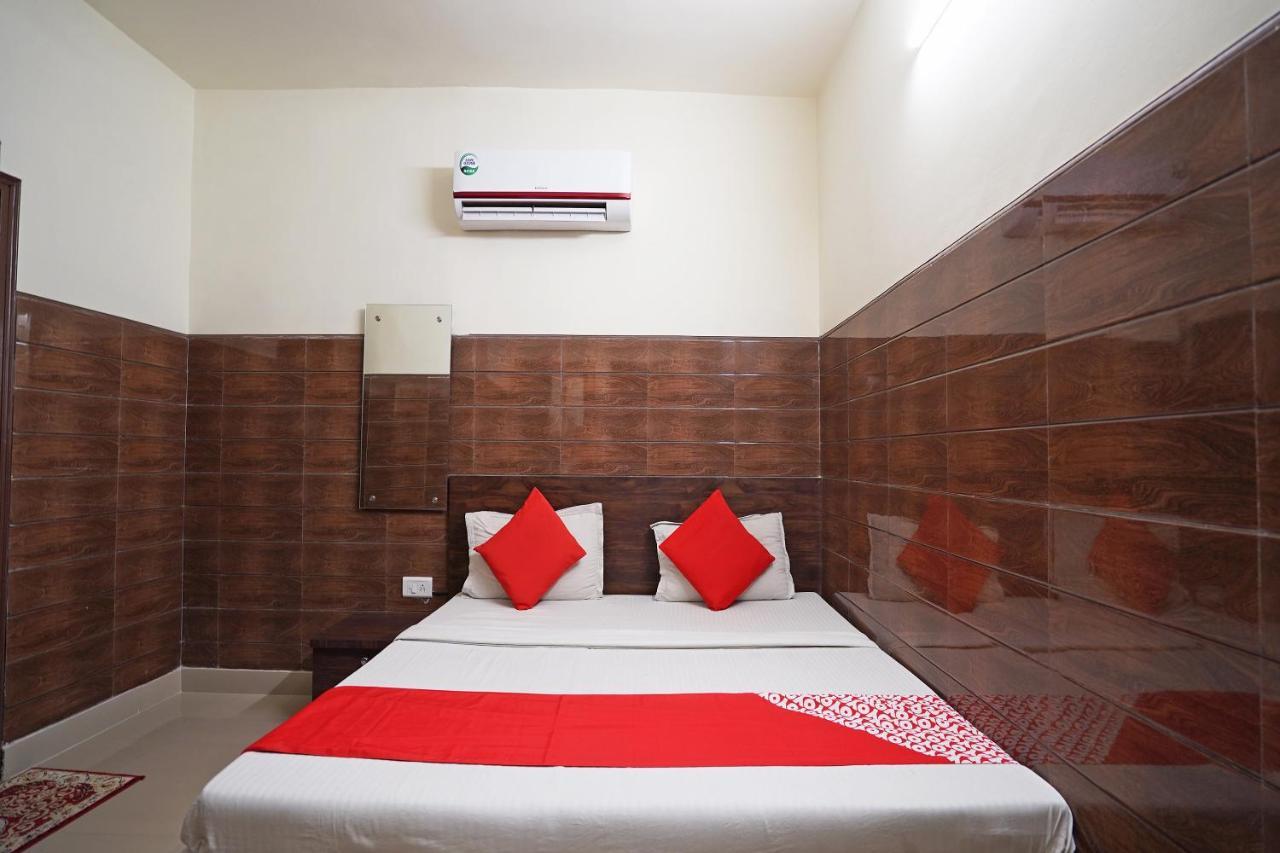 Hotel O Shri Sai Guest House Delhi  Bagian luar foto